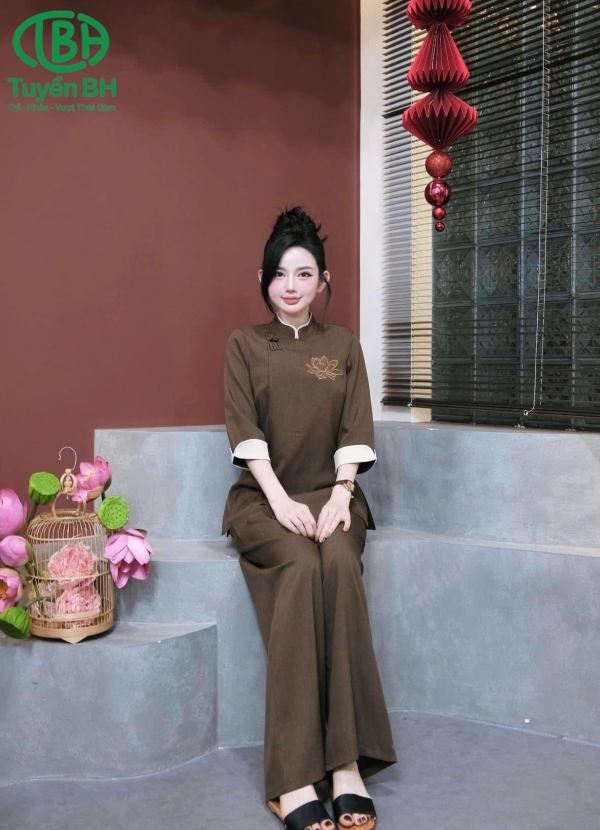 Set đũi thái thêu sen màu kem