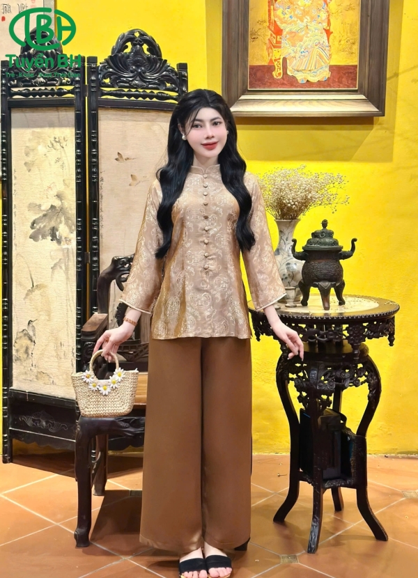 Tơ tằm cổ trụ nút ngọc màu hồng