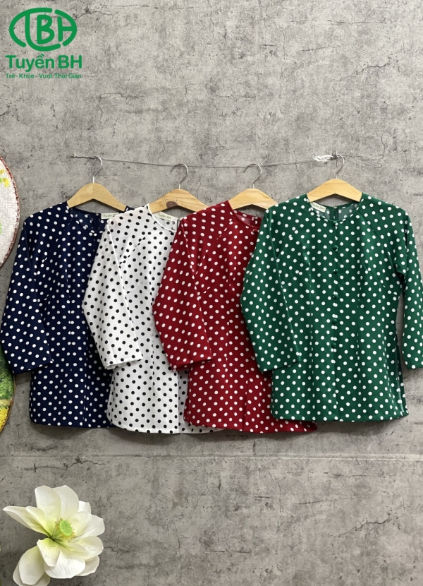 Áo ( lẻ ) bà ba thiết kế thủ công họa tiết chấm bi tay lở 